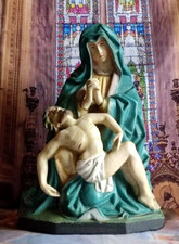 STATUE LA PIETA MATER DOLOROSA