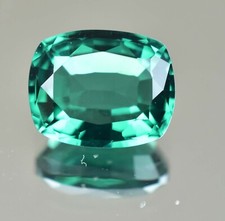 Naturel Vert Émeraude 9.35 CT Coupe Coussin Agl Certifié Superbe Ample Pierre