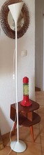 Ancien Lampadaire tulipe blanc