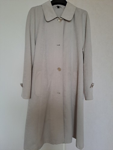 Manteau imper jour - un,