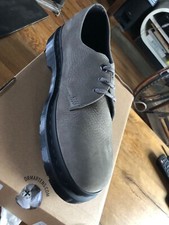 DR MARTENS 1461 grises NUBUCK