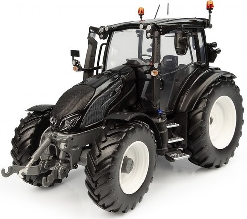 Universal hobbies valtra - universal,