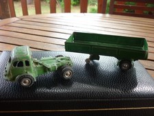 CIJ France. Camion Tracteur RENAULT et remorque.  Années 60.-70.