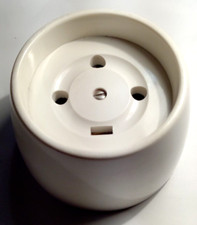 Legrand Prise Murale 3 P + T 20A Plastique et Céramique Blanche "Neuf"