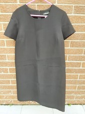 Robe femme Noir  taille 46 Etat neuf 