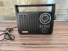 Radio Sanyo RP 7332 / 3 band FM/MW/LW , fonctionnelle .