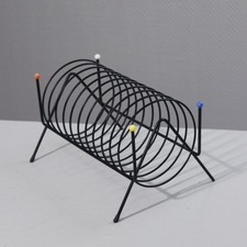 Range vinyles vintage en fer noir et plastique design 1950s