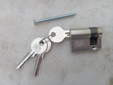 NEUF CYLINDRE DE SECURITE DE