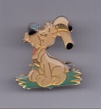 PIN'S . UDERZO / GOSCINNY 