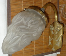 ANCIENNE APPLIQUE EN  BRONZE ART DECO + TULIPE FLAMME