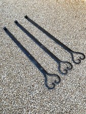 Grandes pentures moustache 108 cm env en fer forgé, ferrures charnières