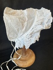 Ancienne Coiffe brodée