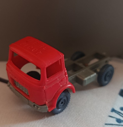 Petit camion berliet clé - camion,