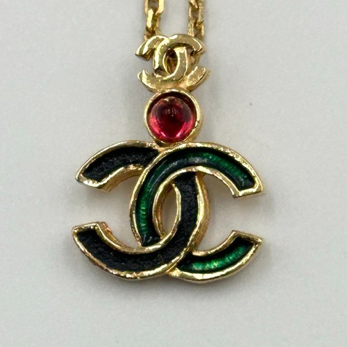Collier chaîne pendentif