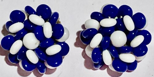 Boucle oreilles style - ,