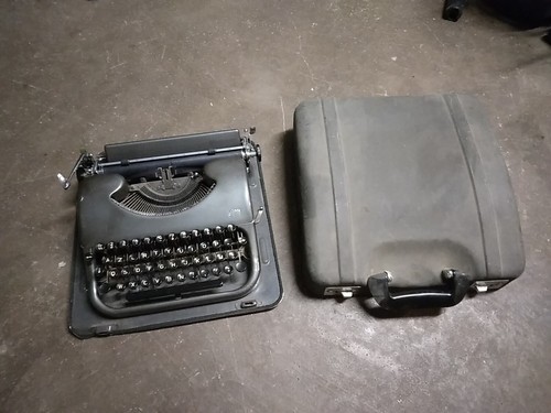 Rare machine ecrire - ecrire, kaki