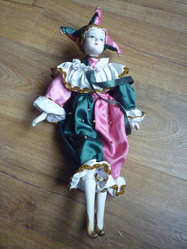Poupee pierrot porcelaine - en,