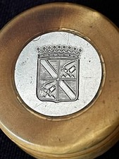 Pot En Buis avec Armoirie