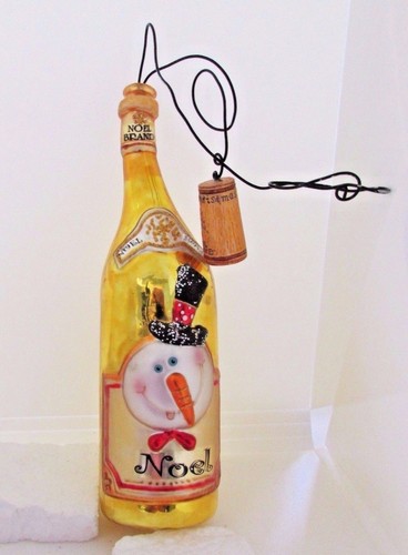 Champagne bottle christmas - champagne,