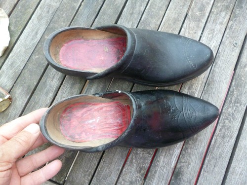 Paire sabots ancien cuir - paire,