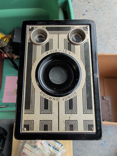 Vintage kodak brownie junior - vintage,