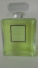 CHANEL N°19 POUDRE FACTICE GEANT EN VERRE