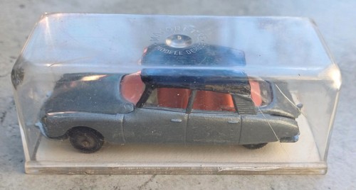 Voiture miniature 65 - miniature, 1/65