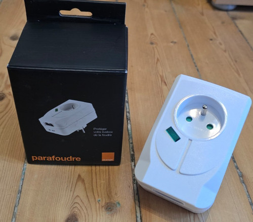 Parafoudre f100a3d1 pour - parafoudre, ca-f100a3d1