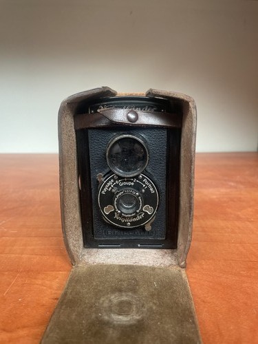 Appareil photo ancien