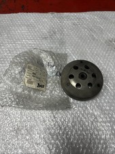 CLOCHE D’EMBRAYAGE 289933 POUR L’ENSEMBLE DE LA GAMME PIAGGIO 50CC  