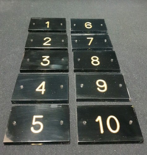 Lot numéros porte - 10,