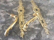 Poignées de Porte Ancienne style LOUIS XV , et plaques de propreté en Bronze l