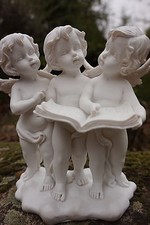 P728-26  FIGURINE STATUETTE 3