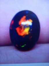 CABOCHON OPALE NOIRE NATURELLE WELO - OPALE DE FEU 