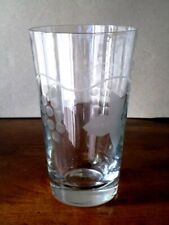 ANCIEN VERRE  MELANGE COCKTAIL OU LAVE RAISNS DECOR GRAVé MAIN  RAISNS FEUILLES 