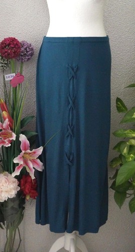 Vêtement occasion femme - ,