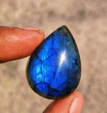 Cabochon de poire multi feu en