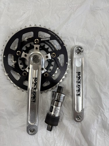 Race face forged crankset - race,