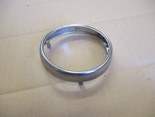 Cerclage d'optique de phare