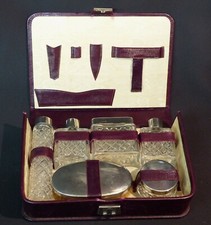 AA 1950 mallette cuir sacoche voyage toilette 26cm 5 flacons parfum brosse chic