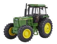 BRITAINS - Tracteur JOHN DEERE