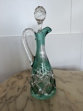 Carafe ancienne en cristal avec bouchon taillé