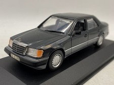MINICHAMPS Mercedes Benz 260E