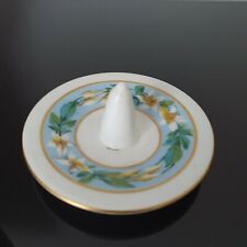 Baguier ancien en Porcelaine