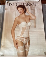 Affiches abribus, lingerie