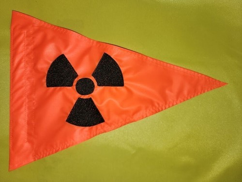 Triangle nuclear - 18",