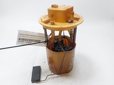 2008 OPEL CORSA (D) POMPE À