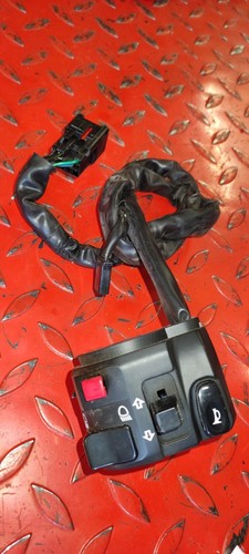 Commodo gauche er6f - commodo, 2012