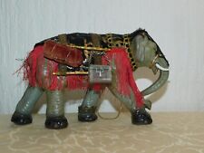 Figurine De Crèche Éléphant En Pâte À Papier Marolin !