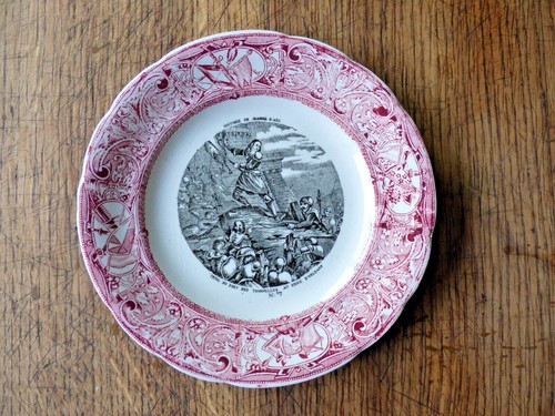 Assiette parlante porcelaine - assiette,